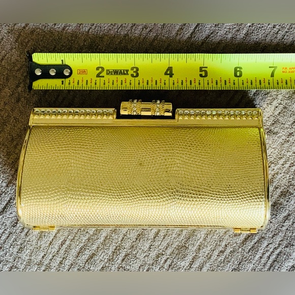 Gold evening clutch w/diamond studs - Picture 5 of 7